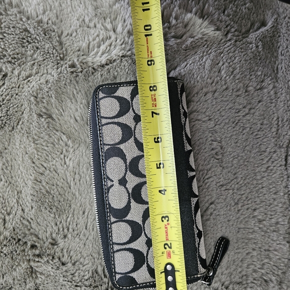 Wallet - Picture 5 of 5